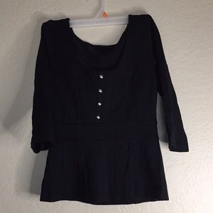 - White House black market top size 00 petite